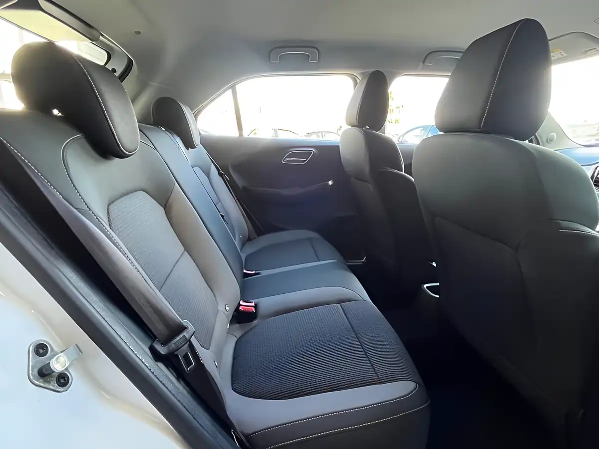 Used 2019 MG MG3 Excite White - Interior and Exterior details 16