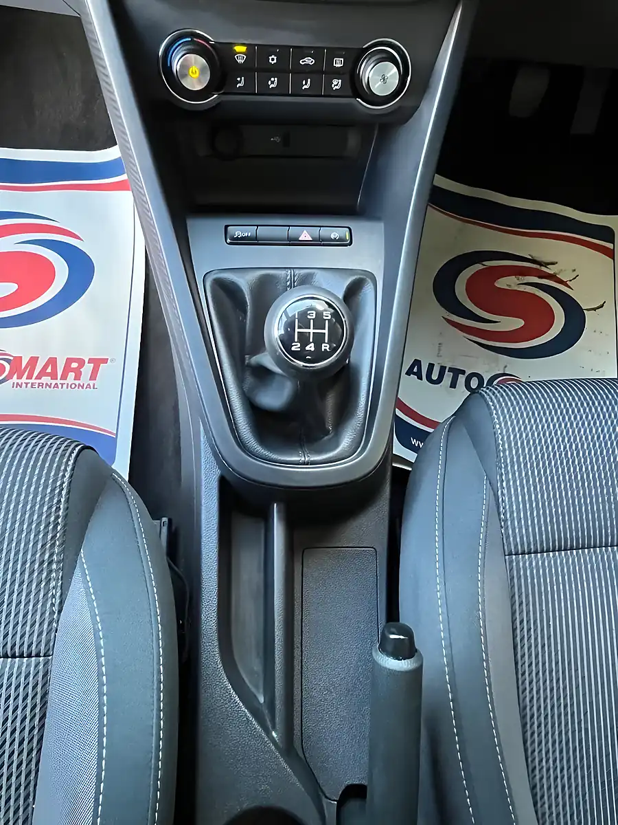 Used 2019 MG MG3 Excite White - Interior and Exterior details 17