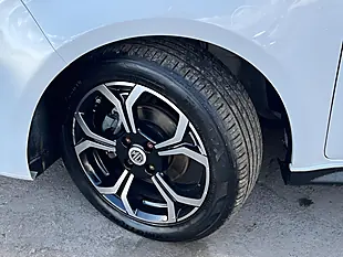 Used 2019 MG MG3 Excite White - Interior and Exterior details 19