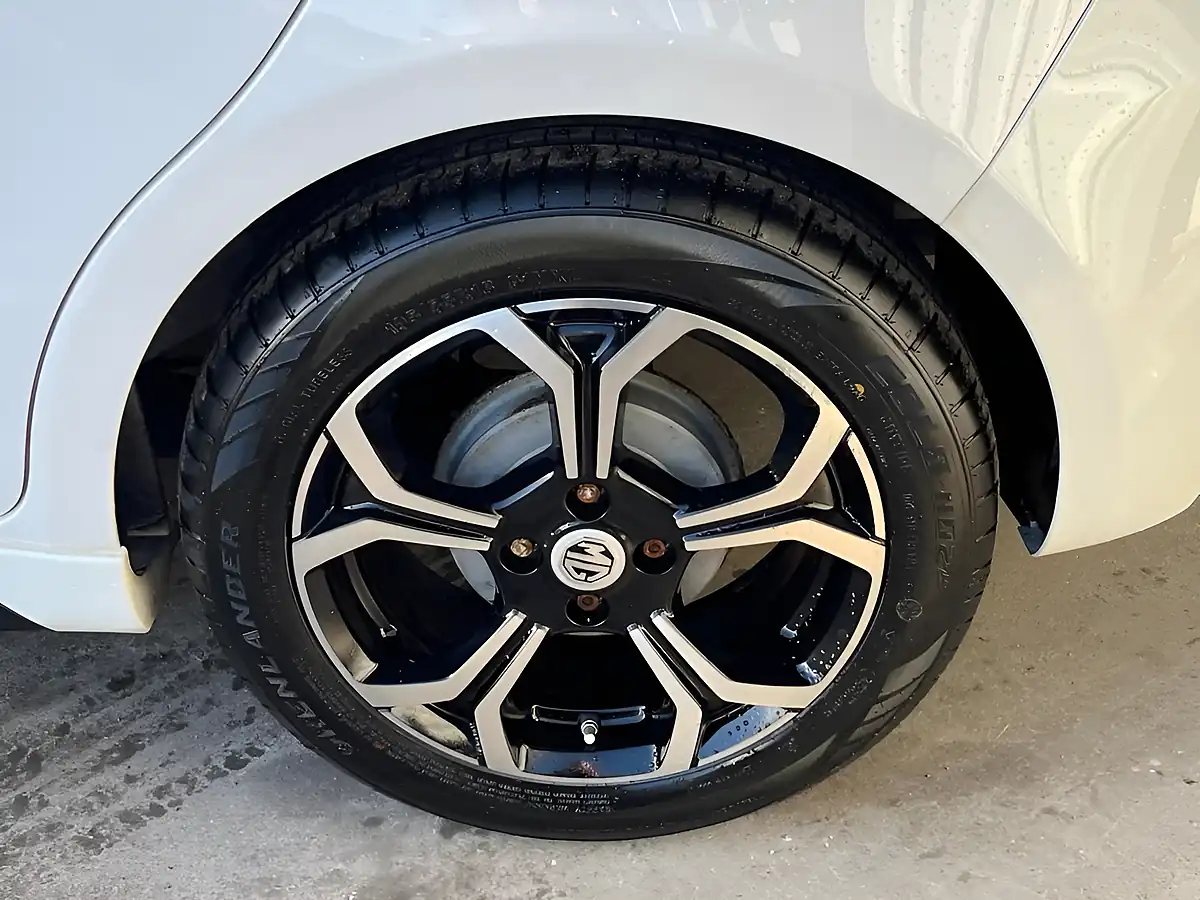 Used 2019 MG MG3 Excite White - Interior and Exterior details 20