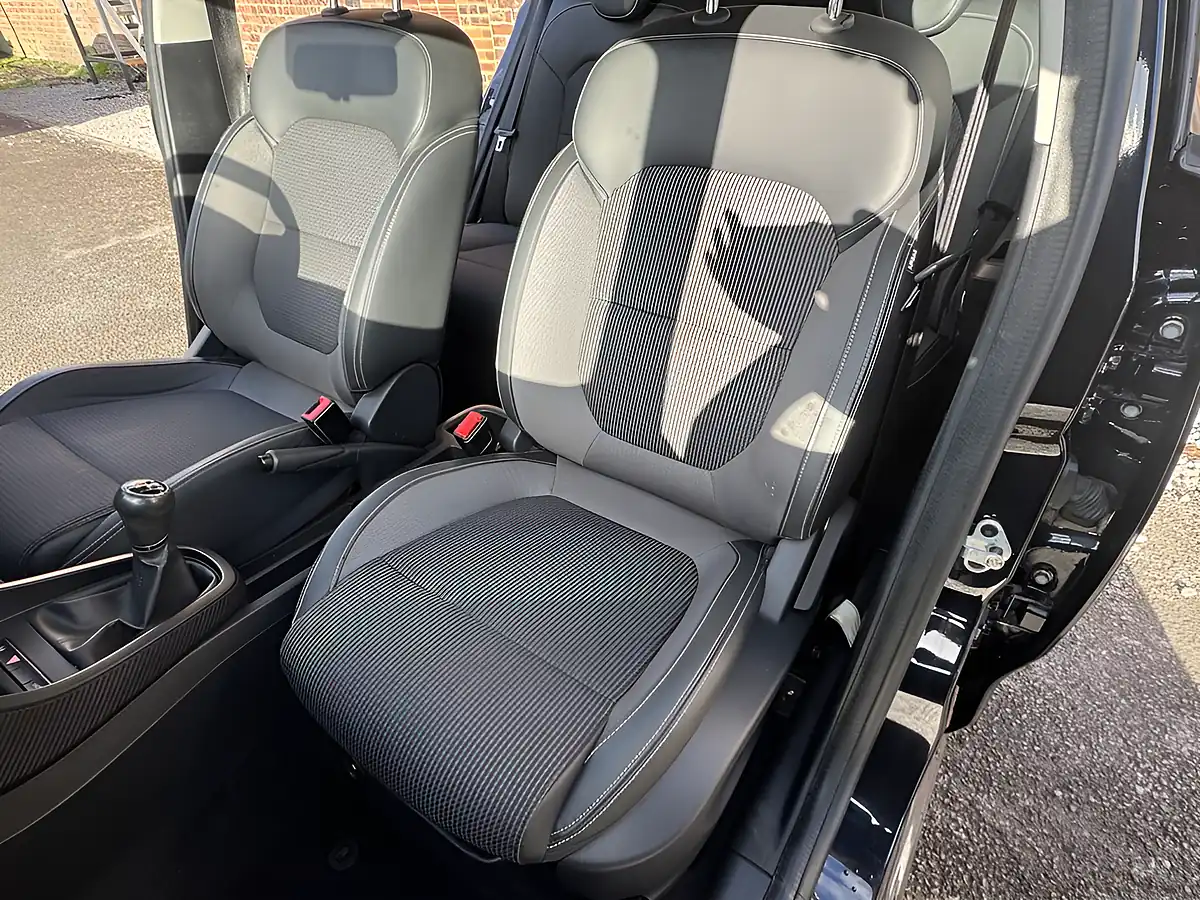 Used 2019 MG MG3 Exclusive Black - Interior and Exterior details 9