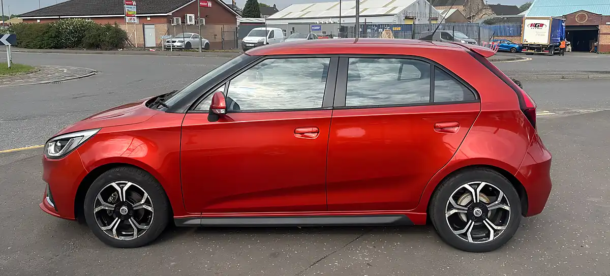 Used 2019 MG MG3 Exclusive Orange - Interior and Exterior details 6