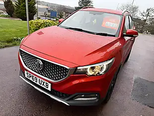 Used 2019 MG Zs Excite Orange - Interior and Exterior details 11