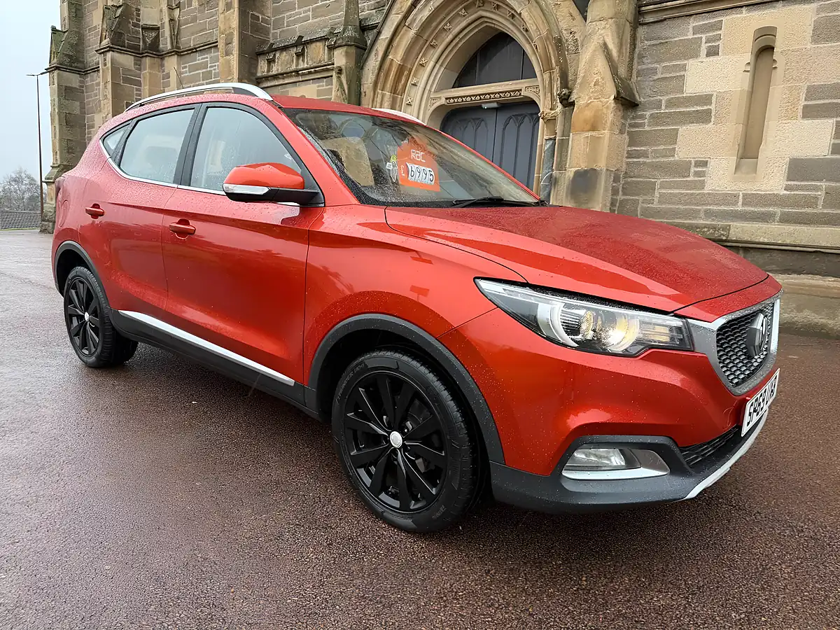 Used 2019 MG Zs Excite Orange - Interior and Exterior details 2