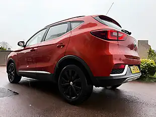 Used 2019 MG Zs Excite Orange - Interior and Exterior details 5