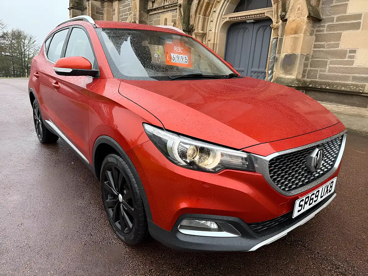 Used 2019 MG Zs Excite Orange - Interior and Exterior details 9