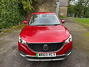 Used 2019 MG ZS Excite Red - Interior and Exterior details 15