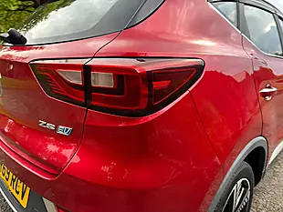 Used 2019 MG ZS Excite Red - Interior and Exterior details 18