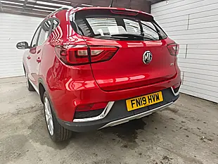 Used 2019 MG ZS Excite Red - Interior and Exterior details 11