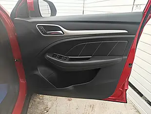 Used 2019 MG ZS Excite Red - Interior and Exterior details 13