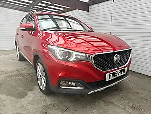 Used 2019 MG ZS Excite Red - Interior and Exterior details 5