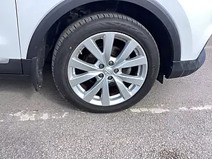 Used 2019 MG Zs Excite White - Interior and Exterior details 15