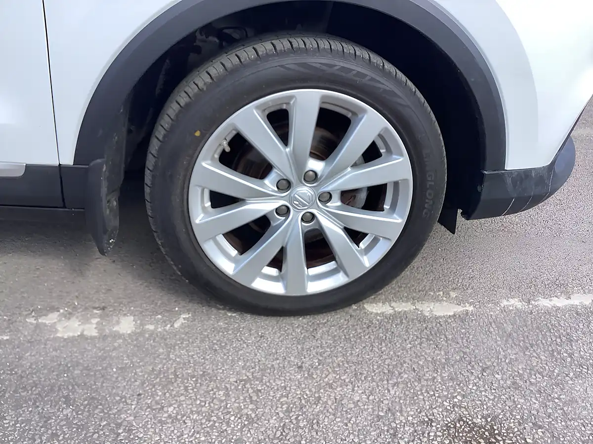 Used 2019 MG Zs Excite White - Interior and Exterior details 15