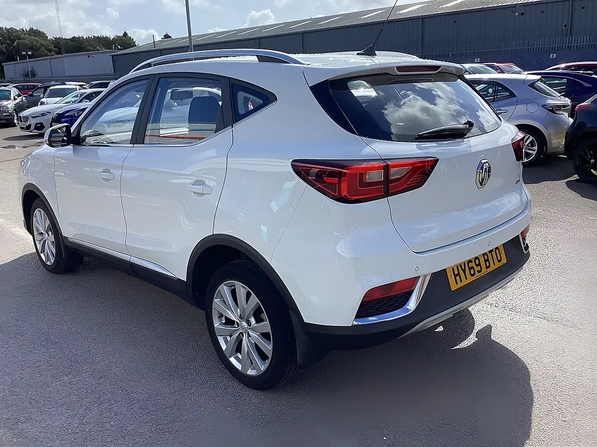 Used 2019 MG Zs Excite White - Interior and Exterior details 2