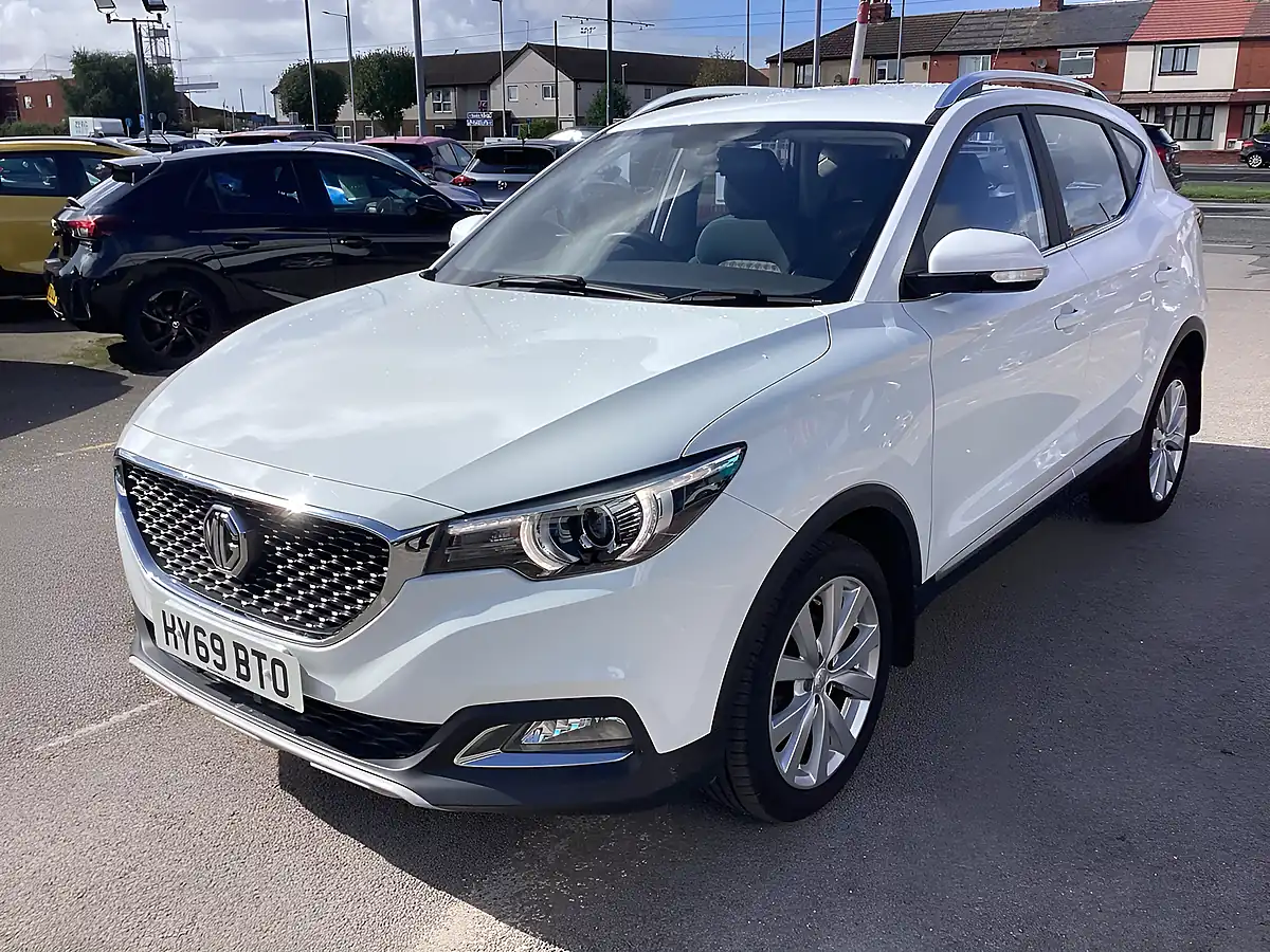 Used 2019 MG Zs Excite White - Interior and Exterior details 5