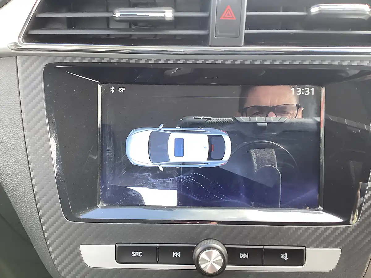 Used 2019 MG Zs Excite White - Interior and Exterior details 7