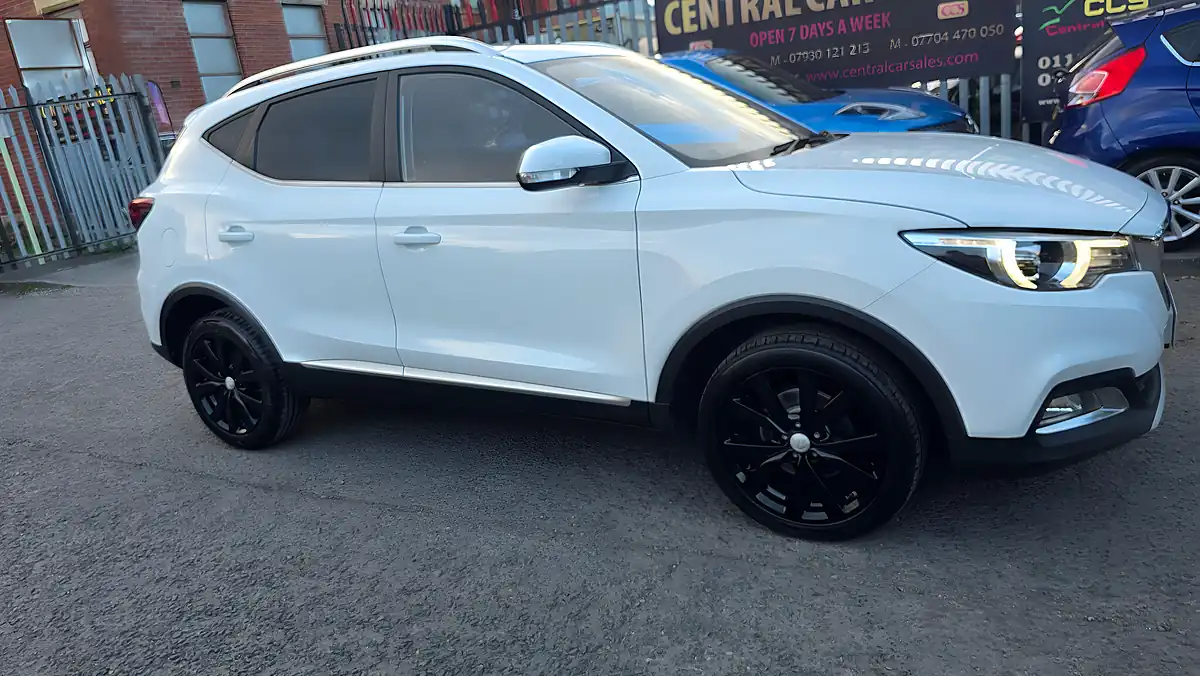 Used 2019 MG Zs Excite White - Interior and Exterior details 4