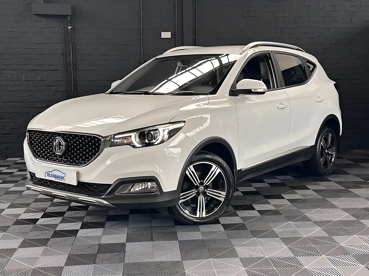 Used 2019 MG Zs Exclusive Arctic White - Front View