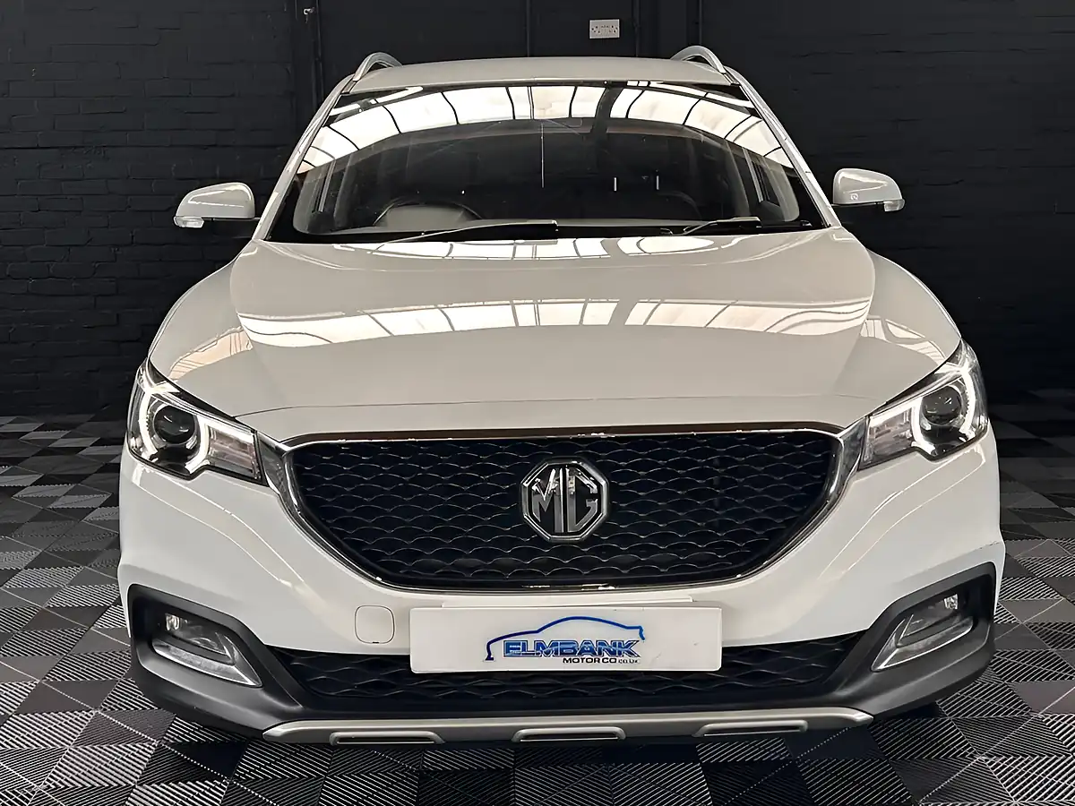 Used 2019 MG Zs Exclusive Arctic White - Interior and Exterior details 13
