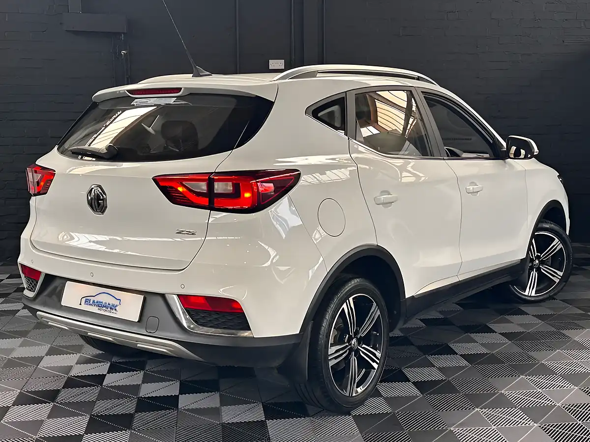 Used 2019 MG Zs Exclusive Arctic White - Interior and Exterior details 15