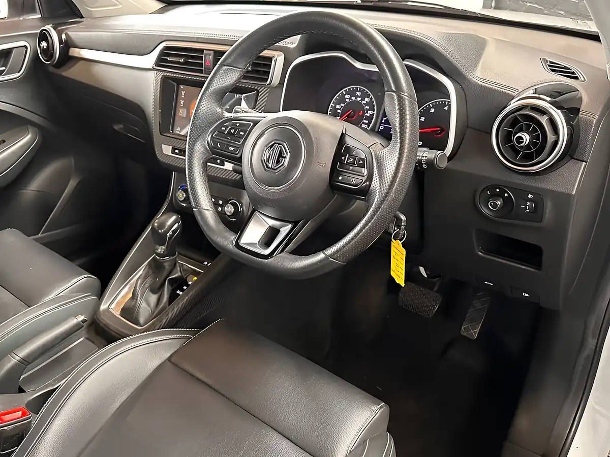 Used 2019 MG Zs Exclusive Arctic White - Interior and Exterior details 9