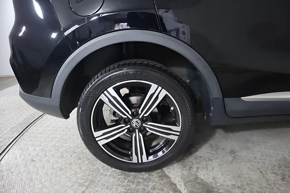Used 2019 MG ZS Exclusive Black - Interior and Exterior details 11