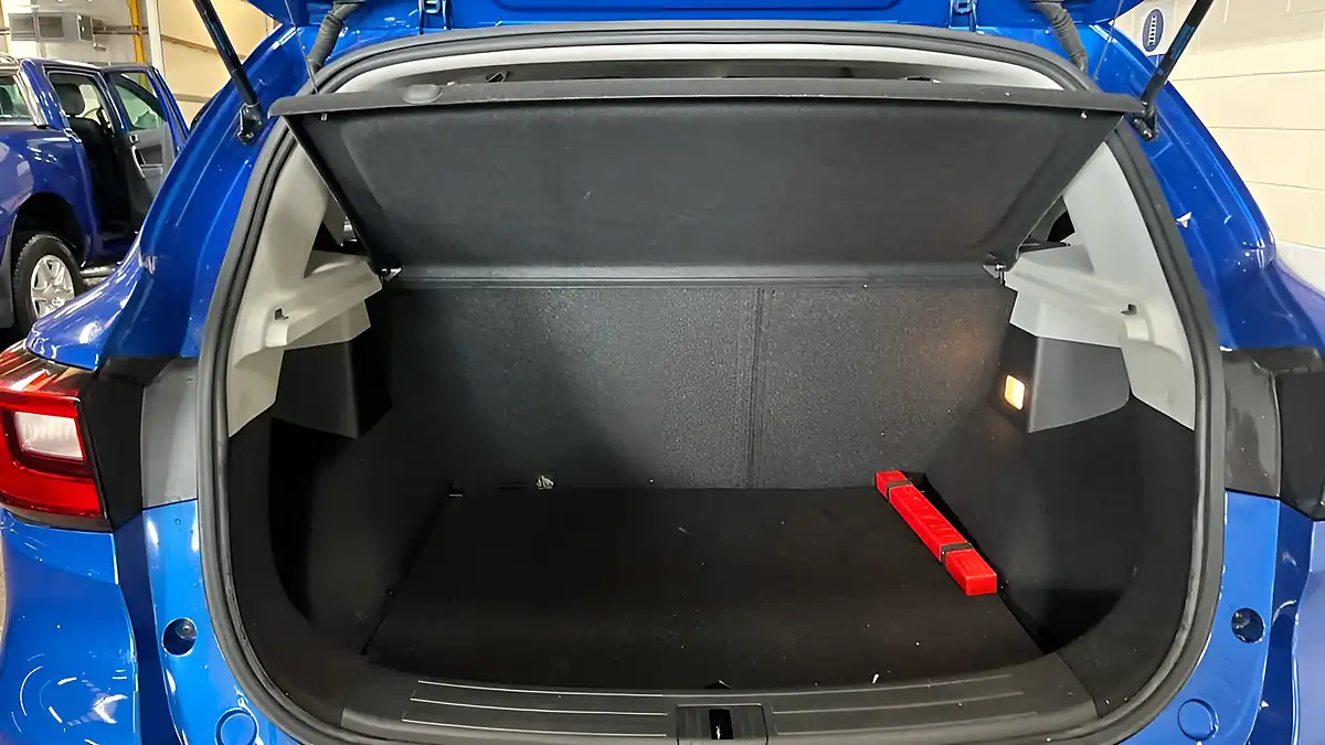 Used 2019 MG ZS Exclusive Blue - Interior and Exterior details 20