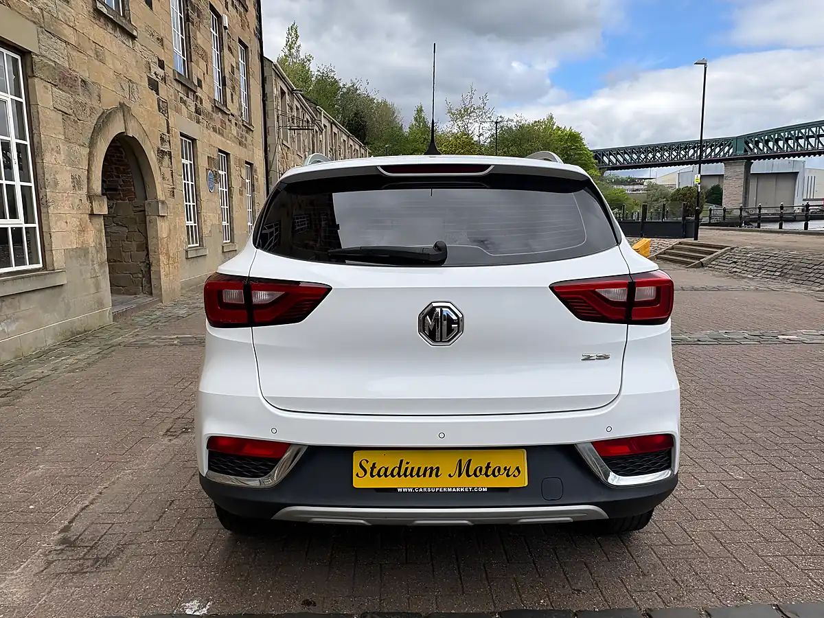Used 2019 MG Zs Exclusive White - Interior and Exterior details 15