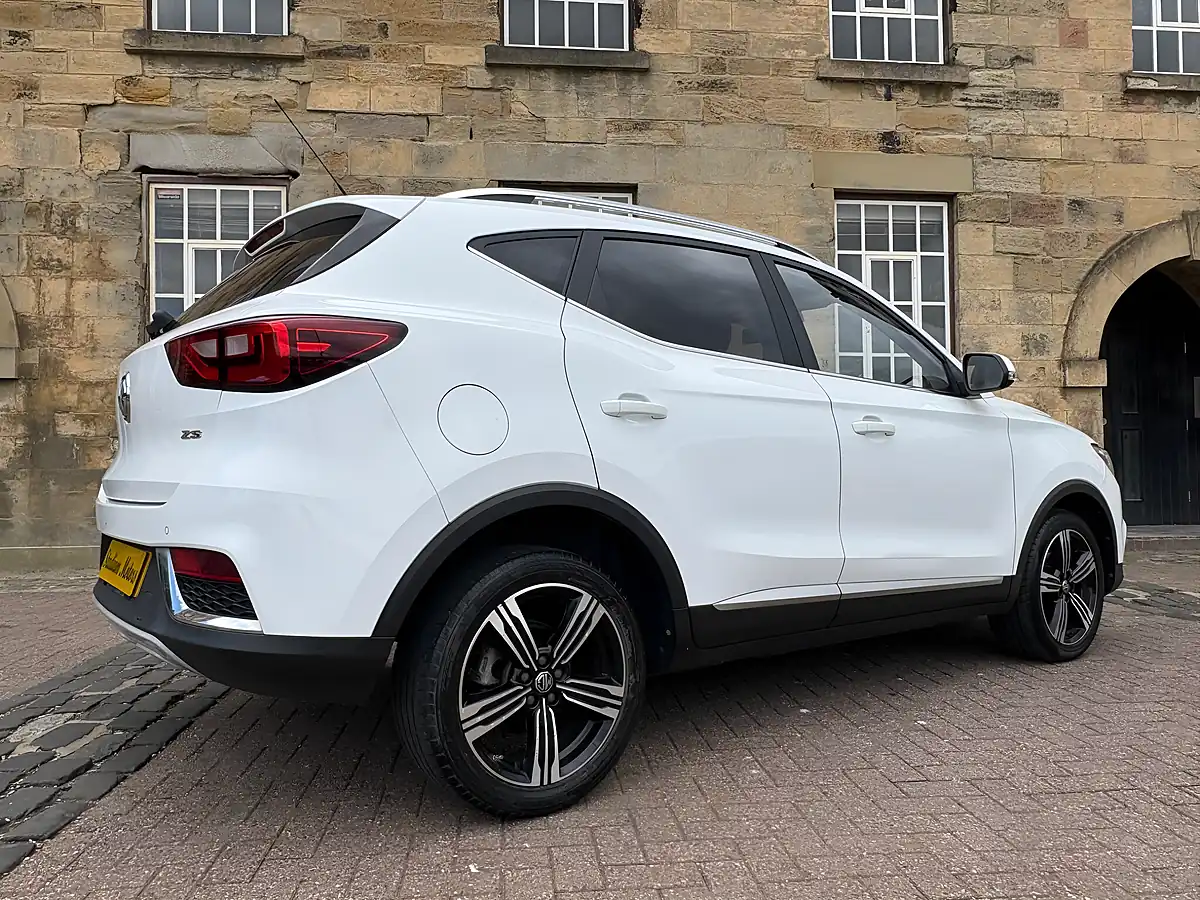 Used 2019 MG Zs Exclusive White - Interior and Exterior details 17