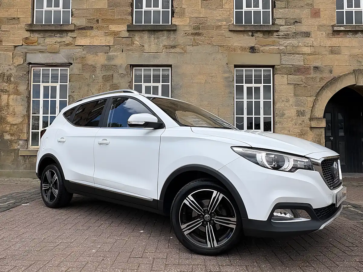 Used 2019 MG Zs Exclusive White - Interior and Exterior details 7