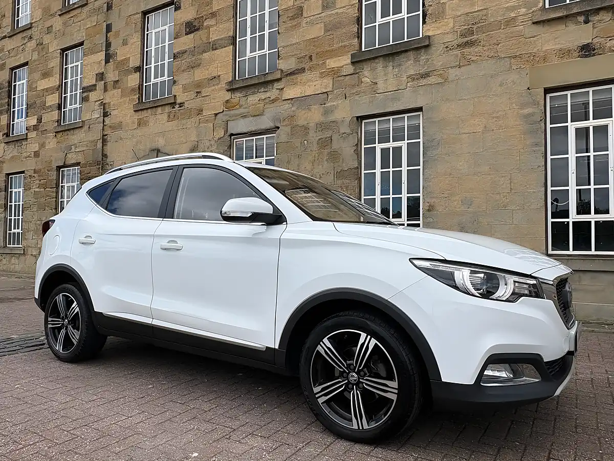 Used 2019 MG Zs Exclusive White - Interior and Exterior details 8