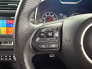 Used 2019 MG Zs Exclusive White - Interior and Exterior details 10
