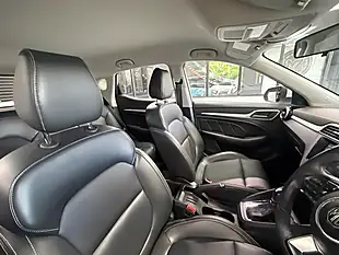 Used 2019 MG Zs Exclusive White - Interior and Exterior details 14