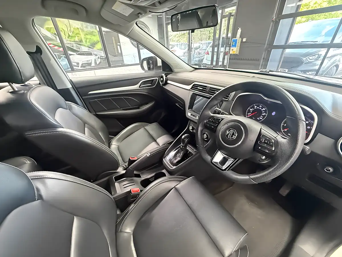 Used 2019 MG Zs Exclusive White - Interior and Exterior details 16
