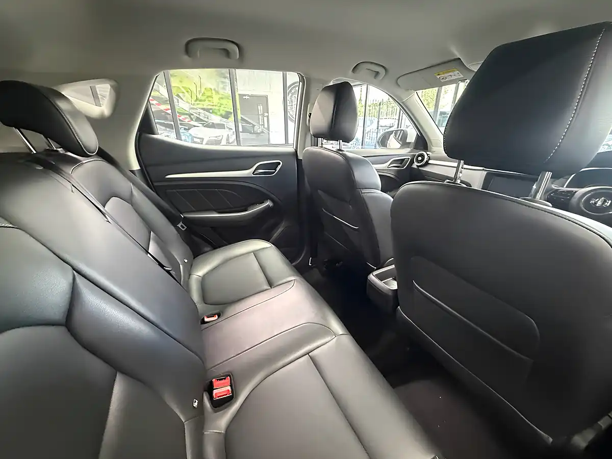 Used 2019 MG Zs Exclusive White - Interior and Exterior details 20