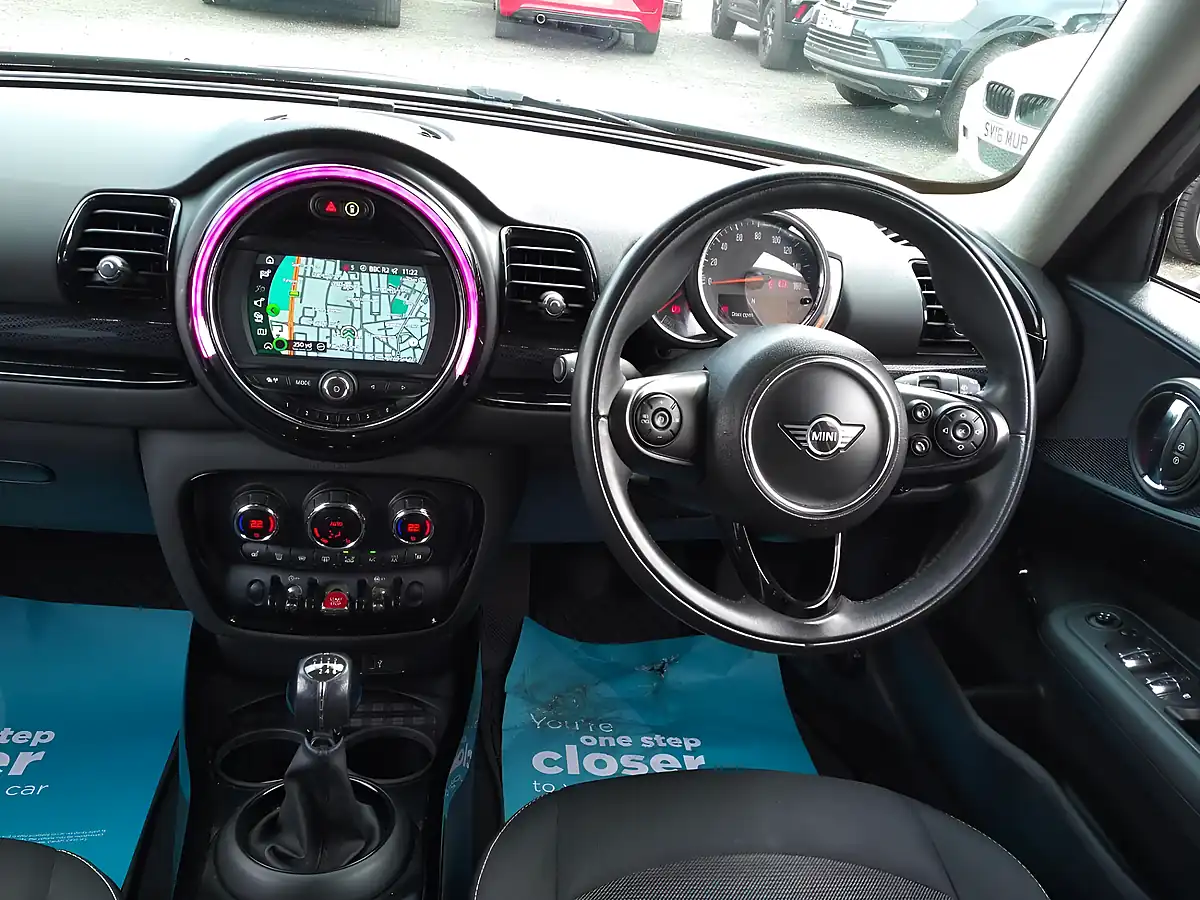 Used 2019 MINI Clubman Cooper Classic Emerald-Grey Metallic - Interior and Exterior details 13