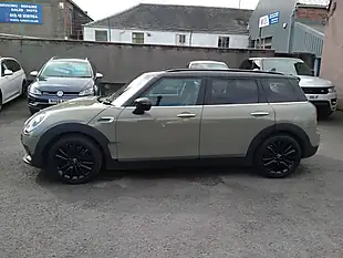 Used 2019 MINI Clubman Cooper Classic Emerald-Grey Metallic - Interior and Exterior details 2
