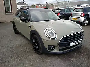 Used 2019 MINI Clubman Cooper Classic Emerald-Grey Metallic - Interior and Exterior details 9