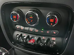 Used 2019 MINI Clubman Cooper Sport White - Interior and Exterior details 20