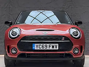 Used 2019 MINI Clubman Exclusive Indian Summer Red - Interior and Exterior details 11