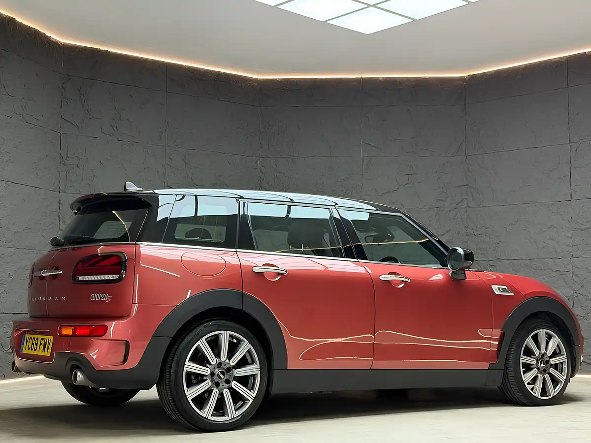 Used 2019 MINI Clubman Exclusive Indian Summer Red - Interior and Exterior details 13
