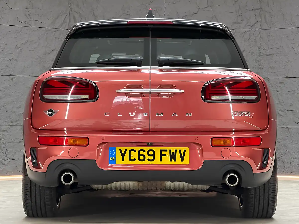 Used 2019 MINI Clubman Exclusive Indian Summer Red - Interior and Exterior details 15