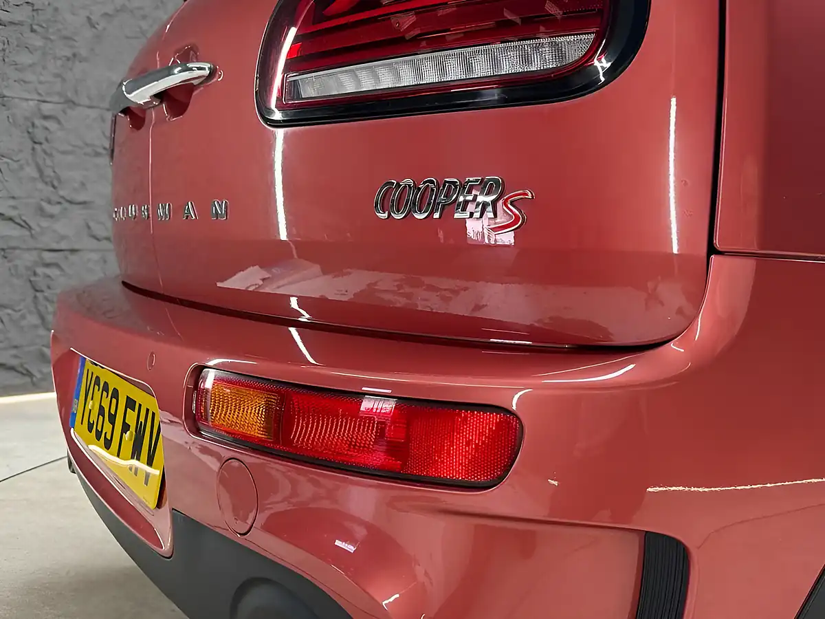 Used 2019 MINI Clubman Exclusive Indian Summer Red - Interior and Exterior details 20