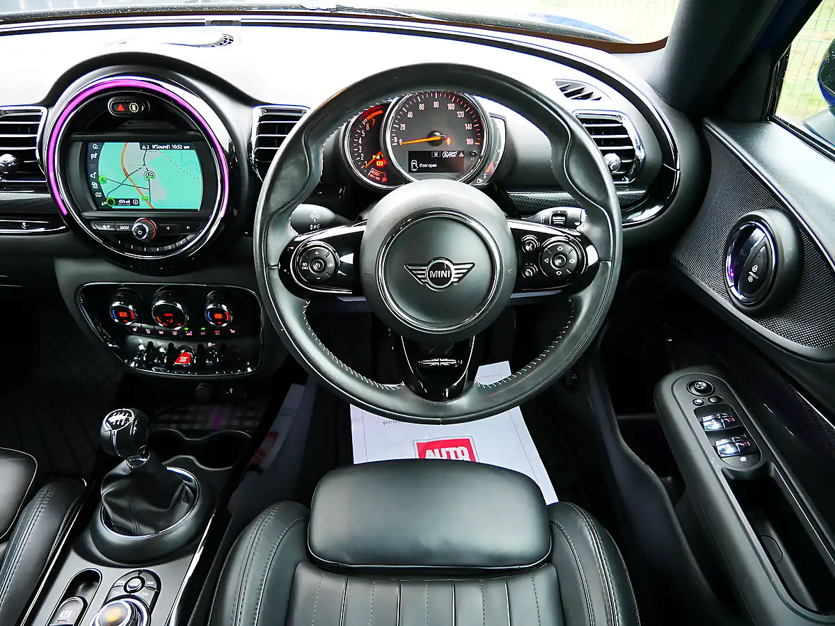 Used 2019 MINI Clubman Exclusive Starlight Blue - Interior and Exterior details 10