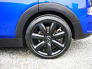Used 2019 MINI Clubman Exclusive Starlight Blue - Interior and Exterior details 14