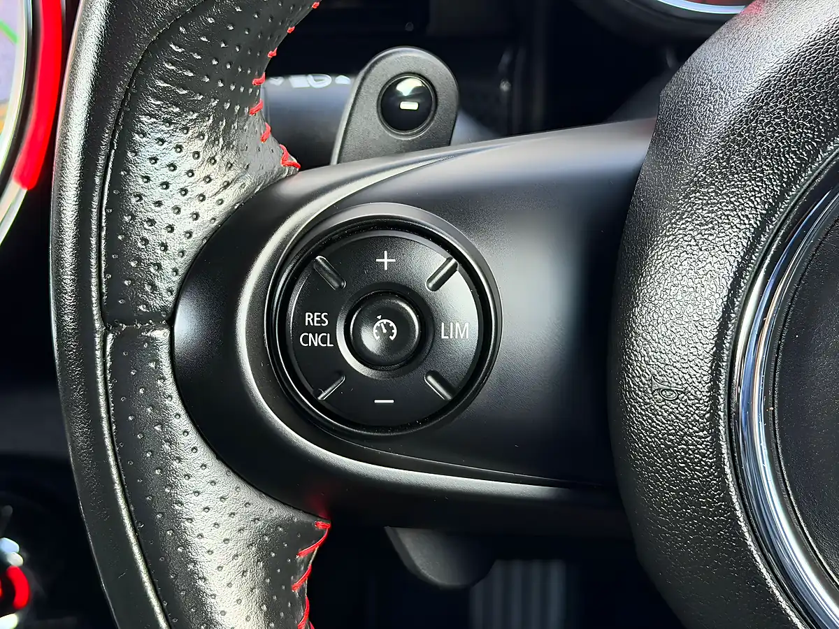 Used 2019 MINI Clubman John Cooper Works Black - Interior and Exterior details 12