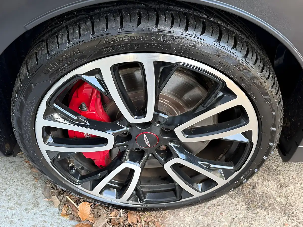 Used 2019 MINI Clubman John Cooper Works Black - Interior and Exterior details 18