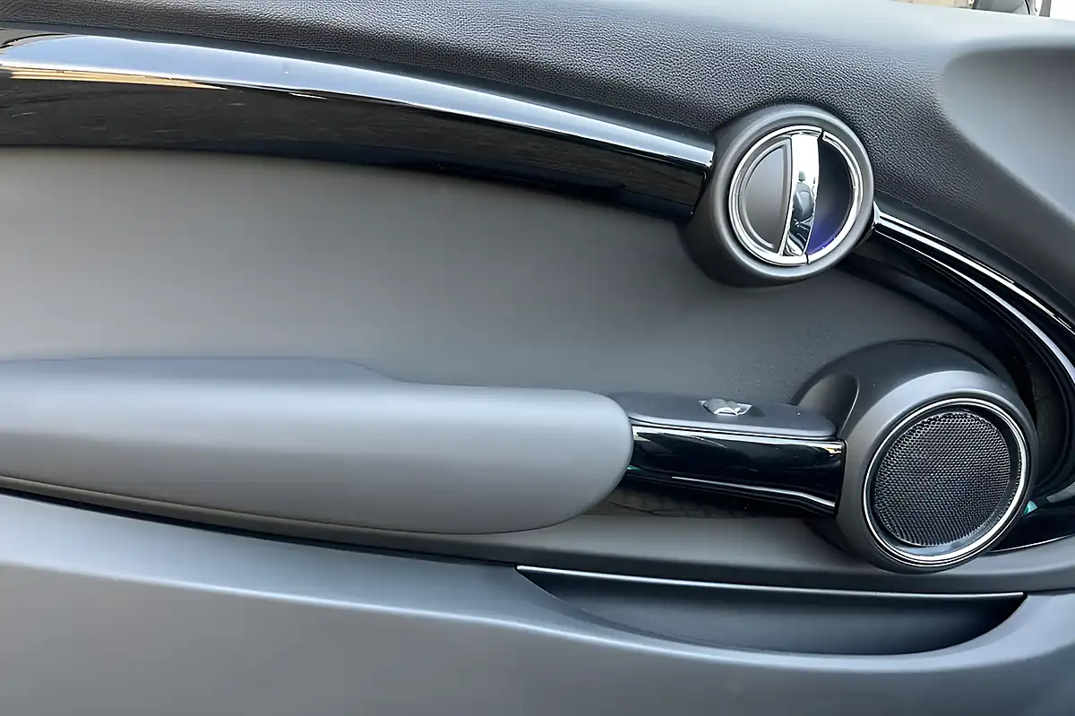 Used 2019 MINI Convertible Cooper Exclusive Caribbean Aqua - Interior and Exterior details 13