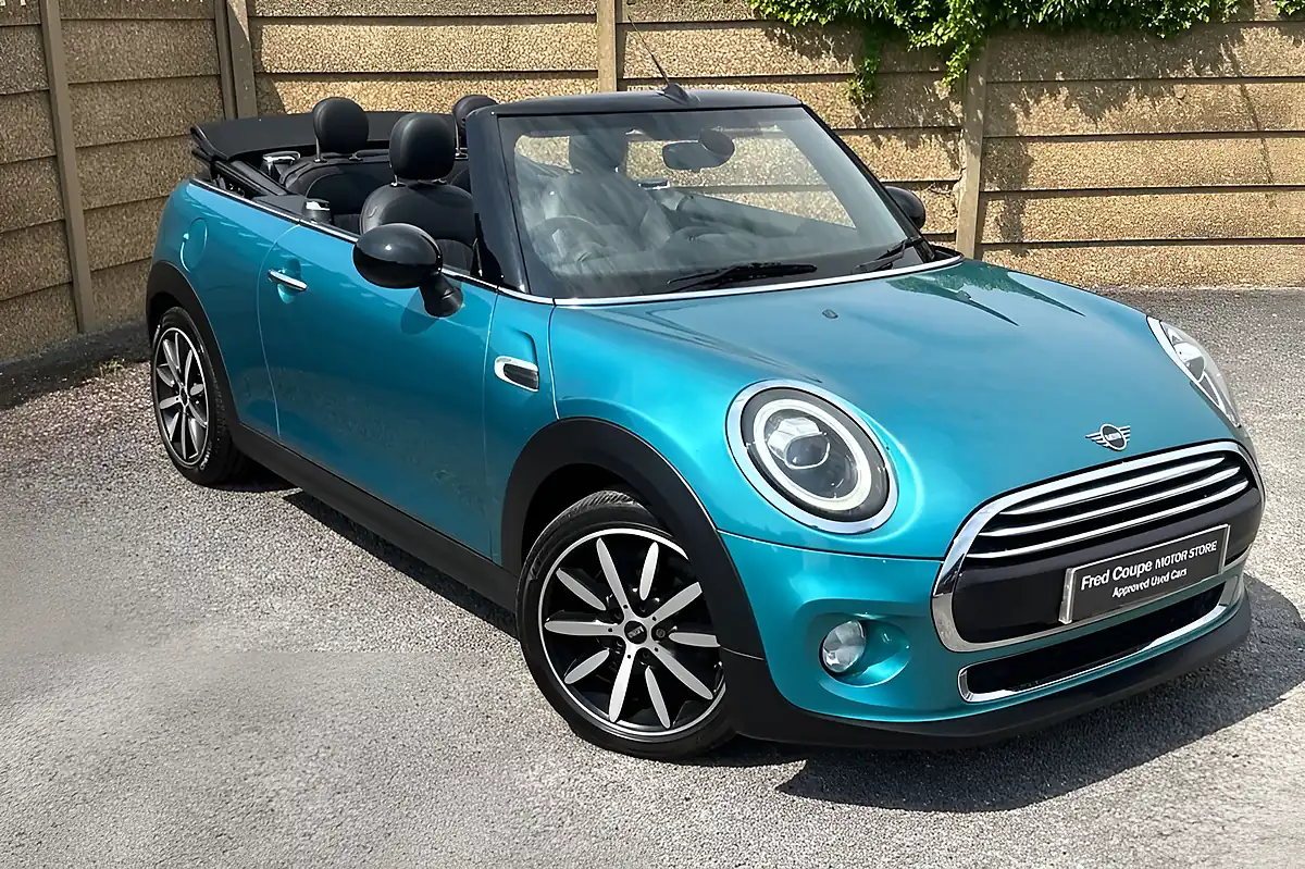 Used 2019 MINI Convertible Cooper Exclusive Caribbean Aqua - Interior and Exterior details 20
