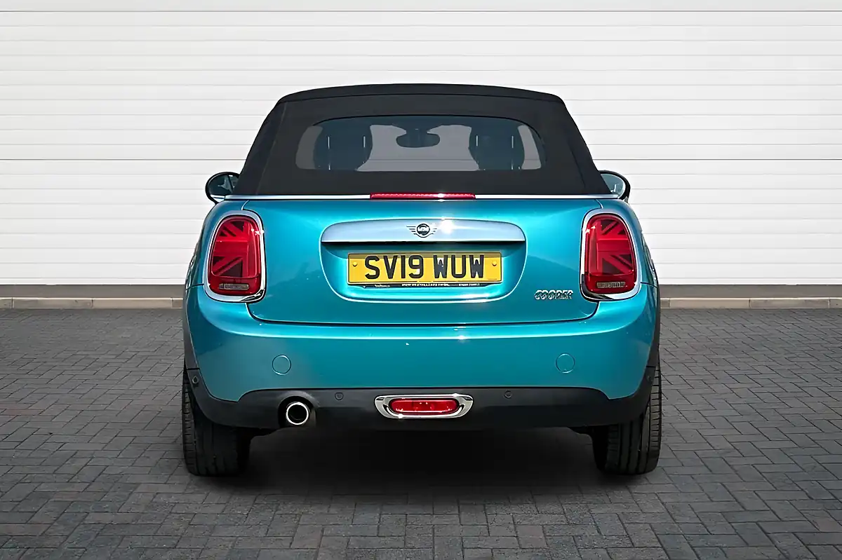 Used 2019 MINI Convertible Cooper Exclusive Caribbean Aqua - Interior and Exterior details 4